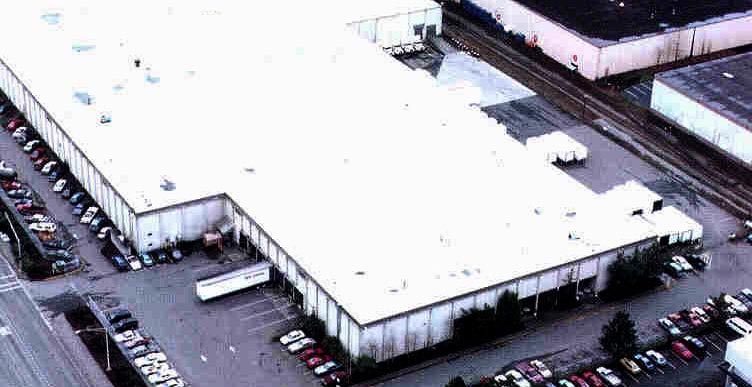 Aerial view of the 162,000 SF former Nordstrom industrial building in Tukwila, WA